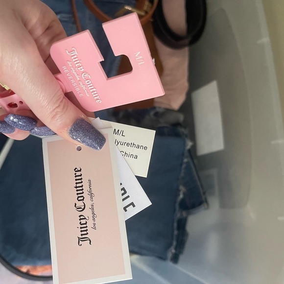 Reversible - Juicy Couture - Black and White Belt - Picture 3 of 5